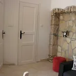 Nivi شقة