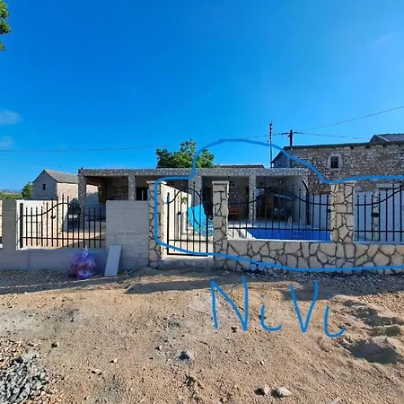 Nivi * Slivnica