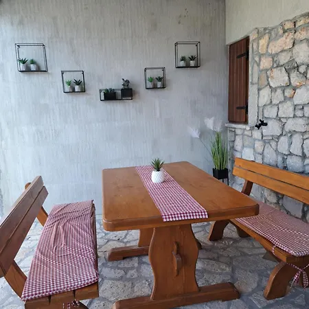 Nivi Apartmán