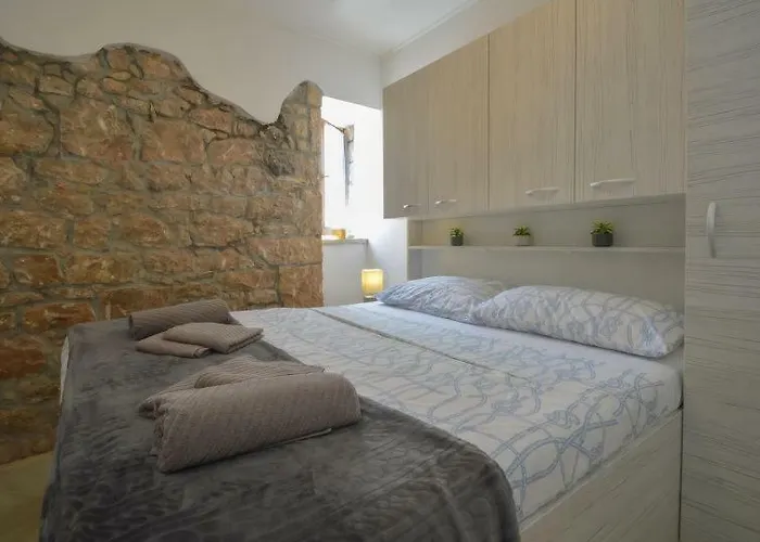 Nivi Апартаменты *